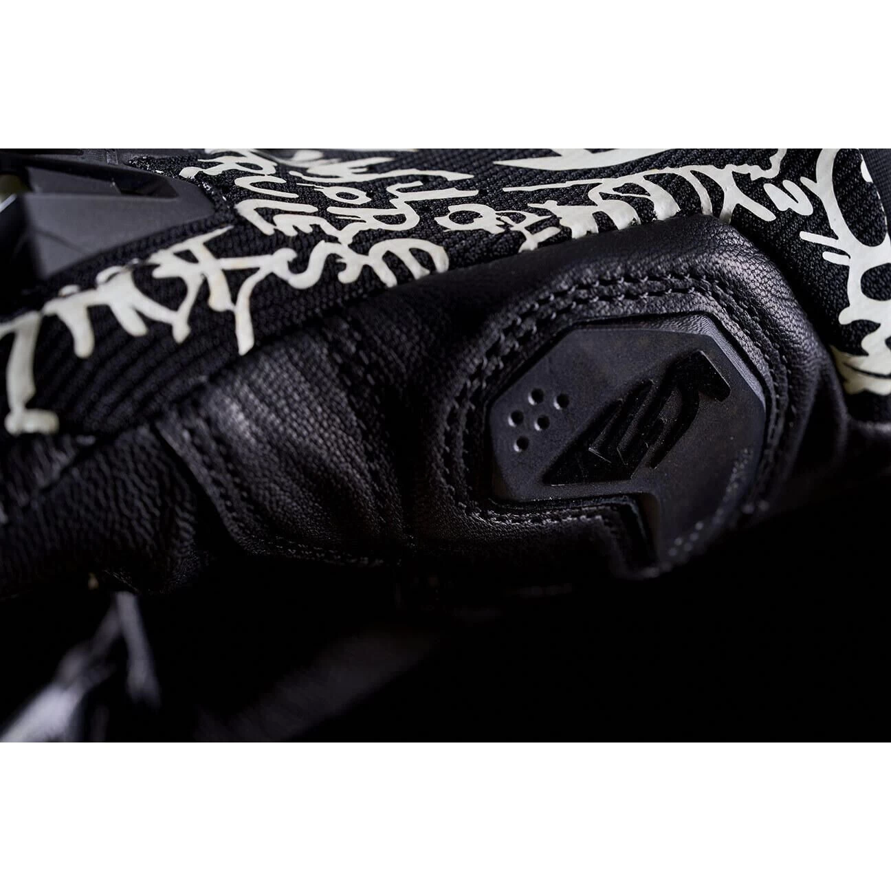 Five Stunt EVO 2 Gloves 11 Five Stunt EVO 2 Gloves - Image 9